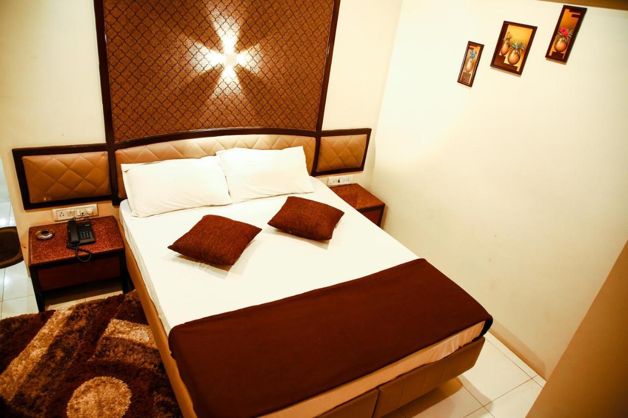Hotel Ashoka Mire Exterior foto