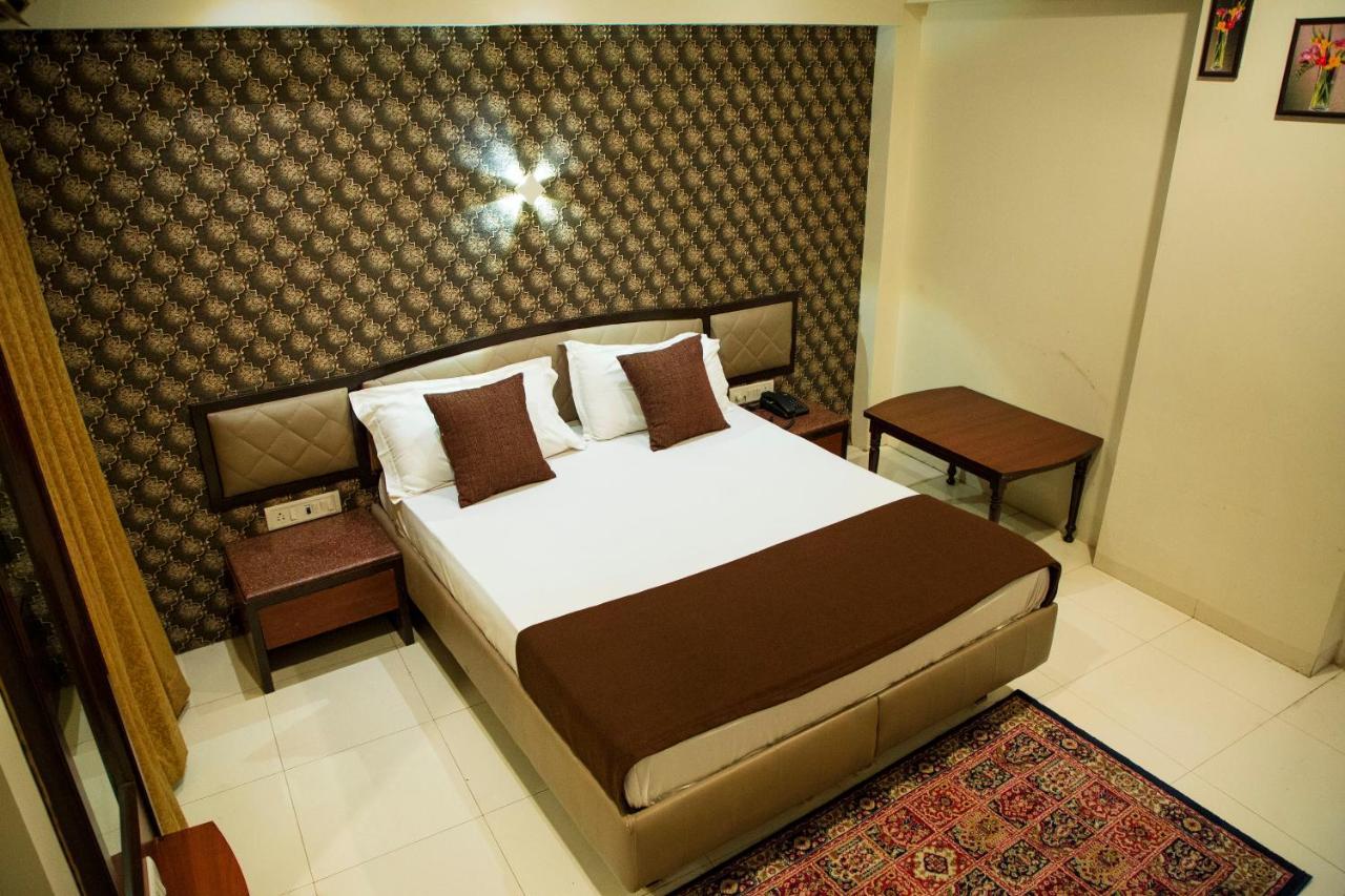 Hotel Ashoka Mire Exterior foto